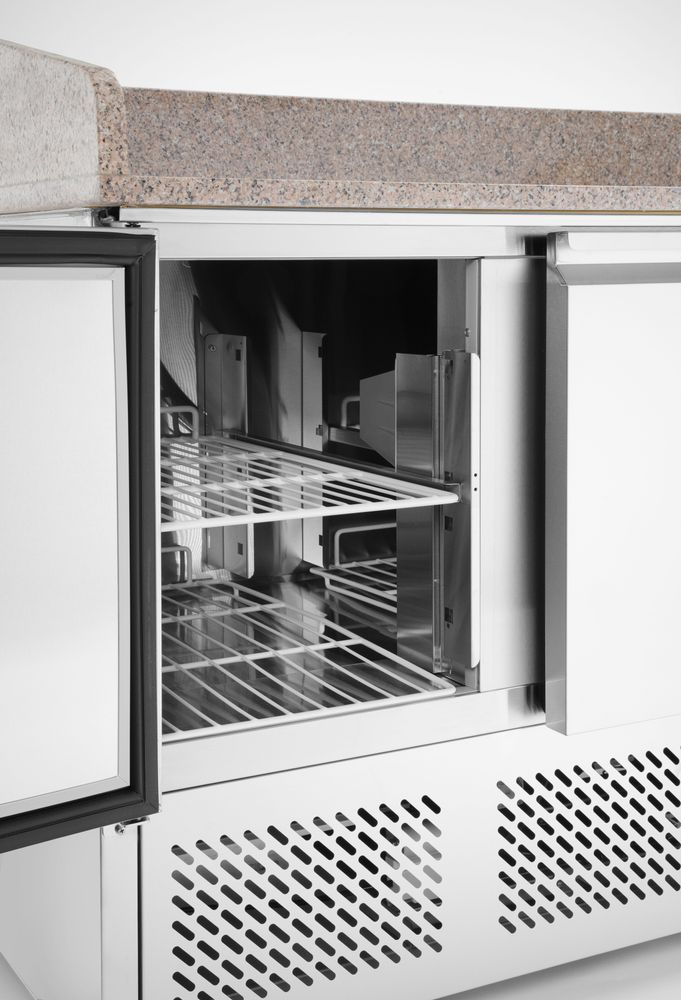 Arktic Tredörrars pizzadisk med kyldisplay 380+40L, 254L, 230V/400W, 1400x700x(H)1491mm