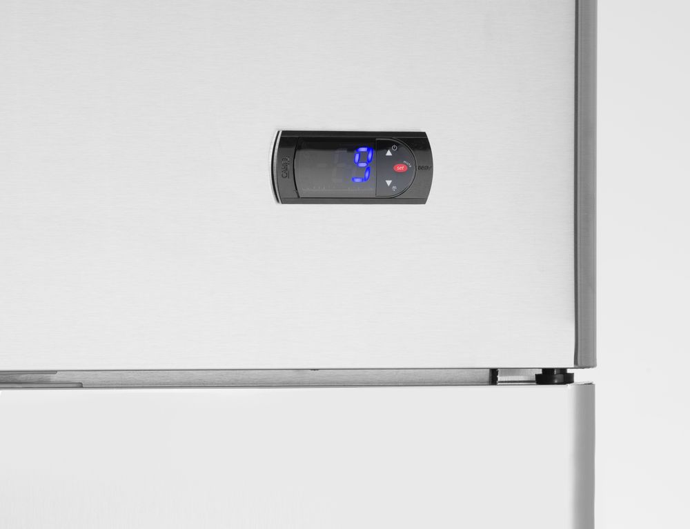 Arktic Frysskåp med enkel dörr 410L, Profi Line, 230V/600W, 600x740x(H)1950mm